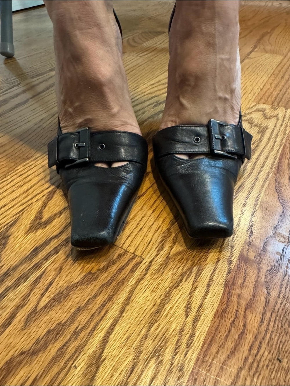 Charles David Black Square/Pointed Buckle Pumps - Picture 9 of 12